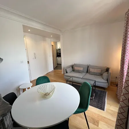 Apartment Beautiful Flat Monceau Champs Elysee *